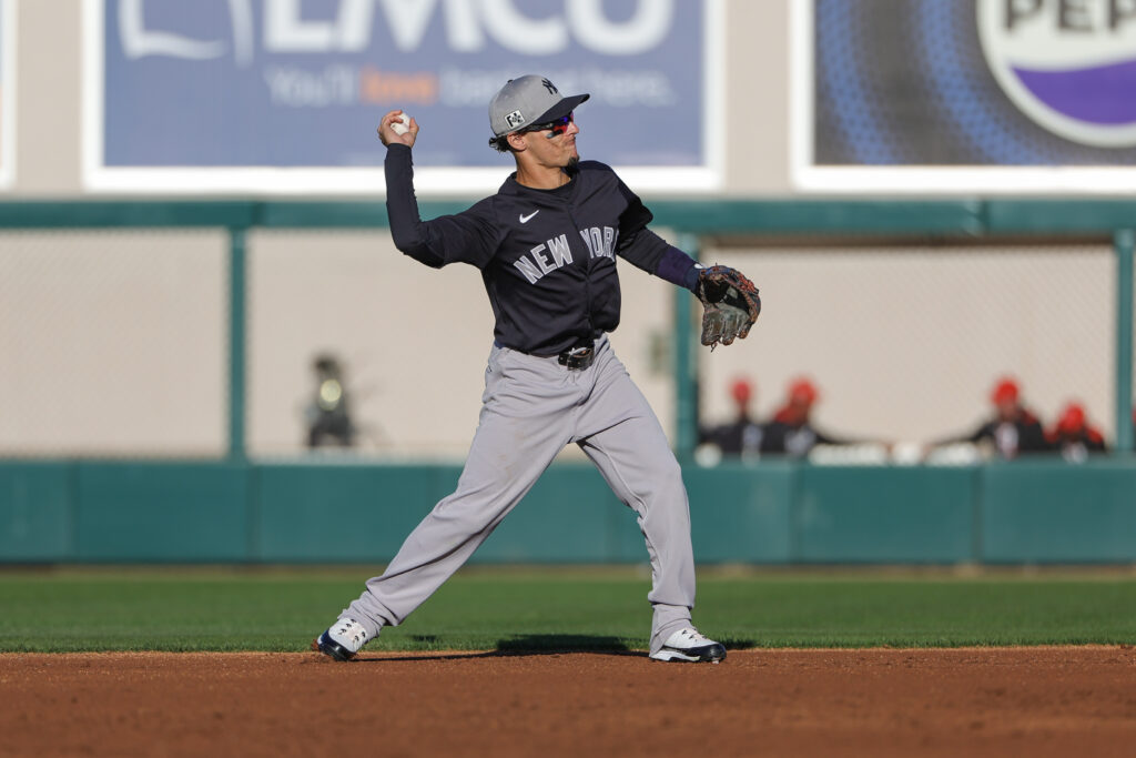 Rangers Sign Andrew Velazquez To Minor League Deal