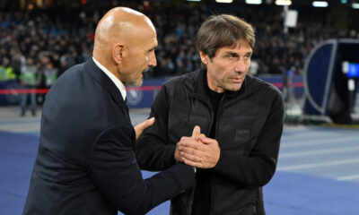 NAPLES, ITALY - DECEMBER 07: Antonio Conte (R), Head Coach of SSC Napoli, and Luciano Spalletti, Head Coach of Juventus, shake hands prior to the Serie A match between SSC Napoli and Juventus FC at Stadio Diego Armando Maradona on December 07, 2025 in Naples, Italy. (Photo by Francesco Pecoraro/Getty Images)