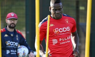 Mario Balotelli in training with Genoa after joining as a free agent on October 28, 2024. (picture via www,genoacfc.it)