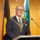 Perth mayor Bruce Reynolds changes stance, backs cutting workplace review