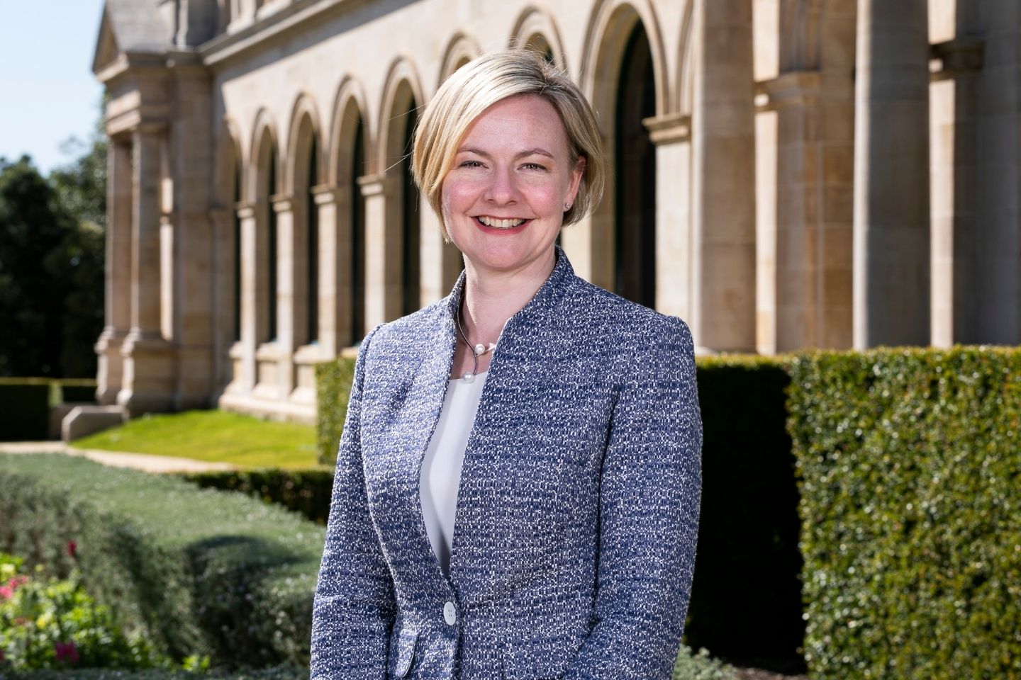 Auditor slams state over $1bn in ‘unclear’ payments, cyber weakness