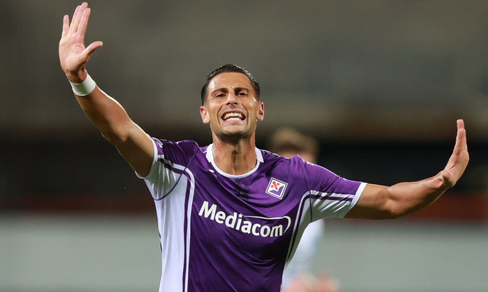 FLORENCE, ITALY - OCTOBER 2: Rolando Mandragora of ACF Fiorentina reacts during the UEFA Conference League 2025/26 League Phase MD1 match between ACF Fiorentina and SK Sigma Olomouc at Stadio Artemio Franchi on October 2, 2025 in Florence, Italy. (Photo by Gabriele Maltinti/Getty Images)
