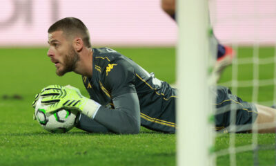 FLORENCE, ITALY - NOVEMBER 27: David de Gea goalkeeper of ACF Fiorentina looks on during the UEFA Conference League 2025/26 League Phase MD4 match between ACF Fiorentina and AEK Athens FC at Stadio Artemio Franchi on November 27, 2025 in Florence, Italy. (Photo by Gabriele Maltinti/Getty Images)