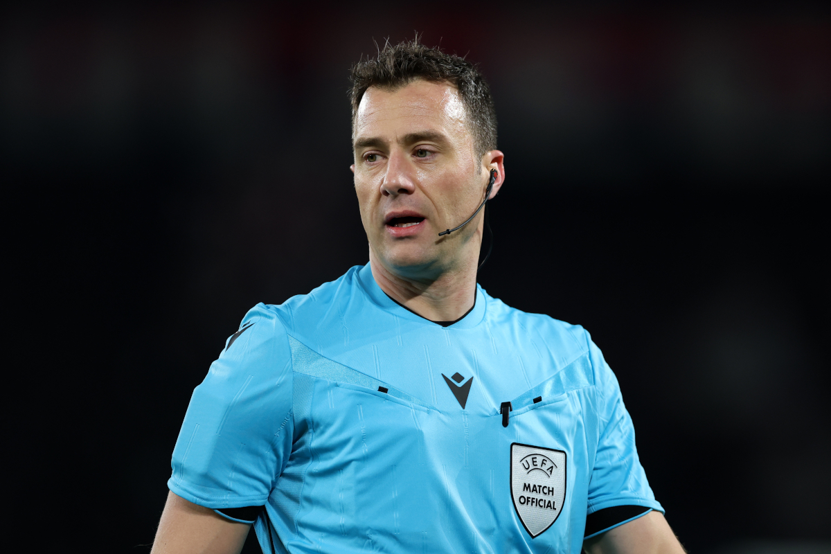 PARIS, FRANCE - NOVEMBER 26: Referee, Felix Zwayer during the UEFA Champions League 2025/26 League Phase MD5 match between Paris Saint-Germain and Tottenham Hotspur at Parc des Princes on November 26, 2025 in Paris, France. (Photo by Justin Setterfield/Getty Images)