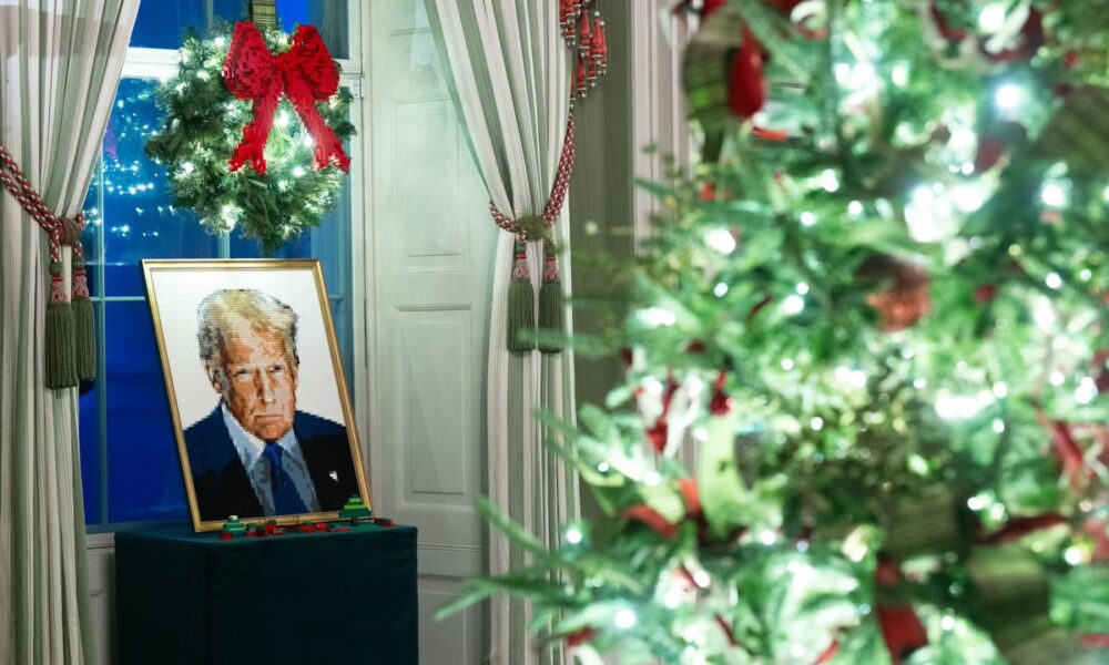 Trump gives federal workers two new days off around Christmas after using Juneteenth to denounce ‘nonworking holidays’