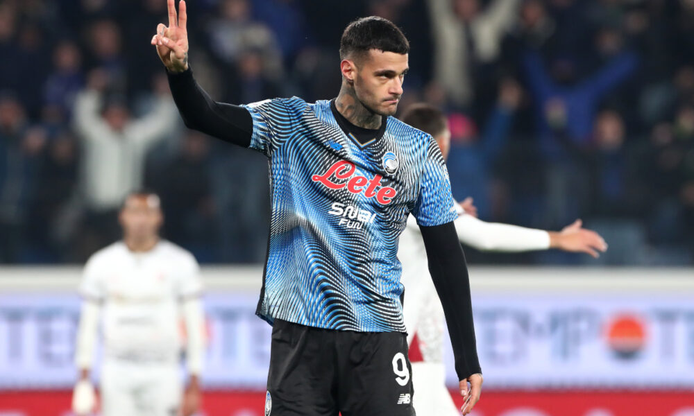 BERGAMO, ITALY - DECEMBER 13: Gianluca Scamacca of Atalanta celebrates scoring his team