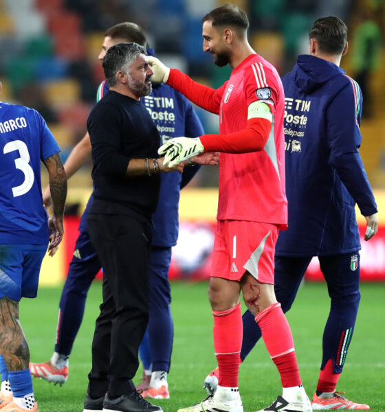 UDINE, ITALY - OCTOBER 14: Gennaro Gattuso, Head Coach of Italy, interacts with Gianluigi Donnarumma of Italy after the team