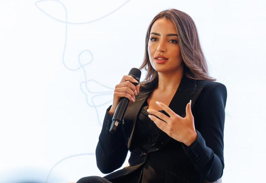 Weaker US Dollar could trigger 20% global equity rally by early 2026, says financial expert