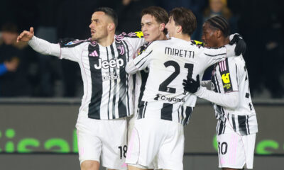 PISA, ITALY - DECEMBER 27: Kenan Yildiz of Juventus FC celebrates with teammates after scoring his team