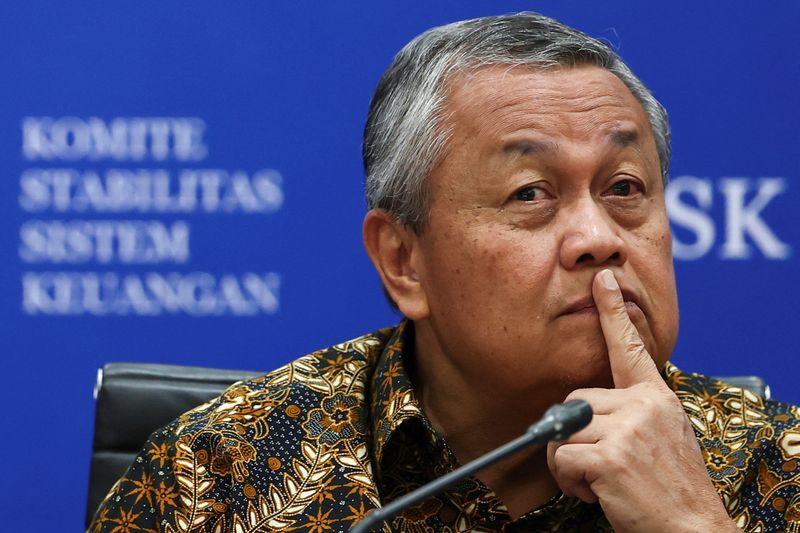 Bank Indonesia will bring rupiah to trade at 16,500 per dollar next year, governor says