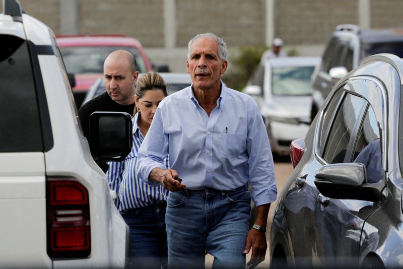 Trump raises doubts about Honduras presidential vote count