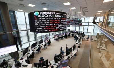 Stocks mixed, with Oracle adding to AI jitters; dollar, US yields decline on Fed views