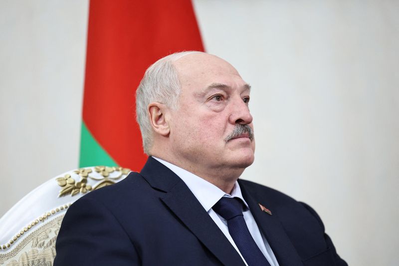 Who are the most prominent prisoners released by Belarusian president Lukashenko?