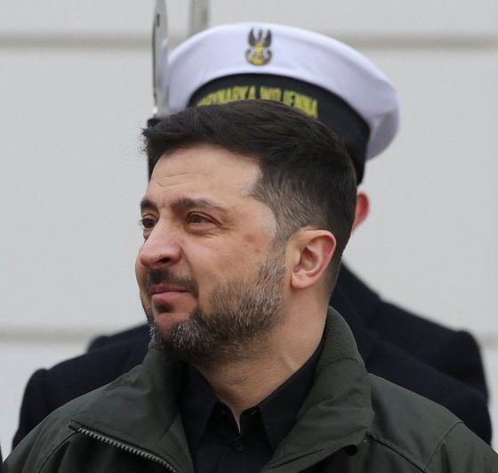 US offers new talks format including Russia and Ukraine, Zelenskiy says