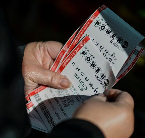 US $1.7 billion Powerball jackpot offers a chance at a festive fortune