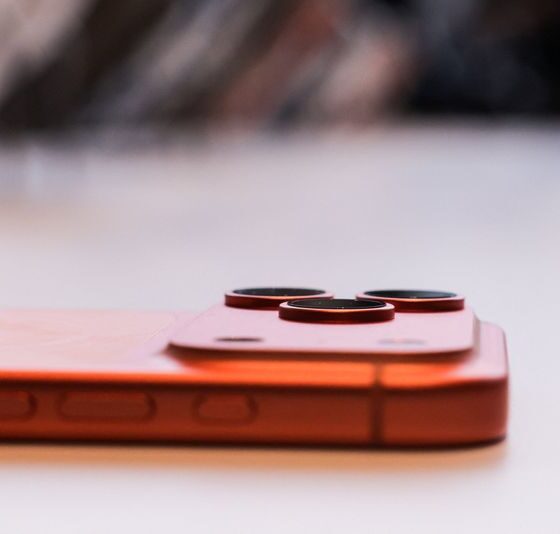 Foreign-branded phone shipments in China more than doubled on year in Nov, CAICT data shows