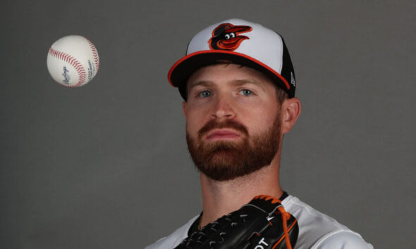 Phillies To Sign Levi Stoudt To Minor League Deal