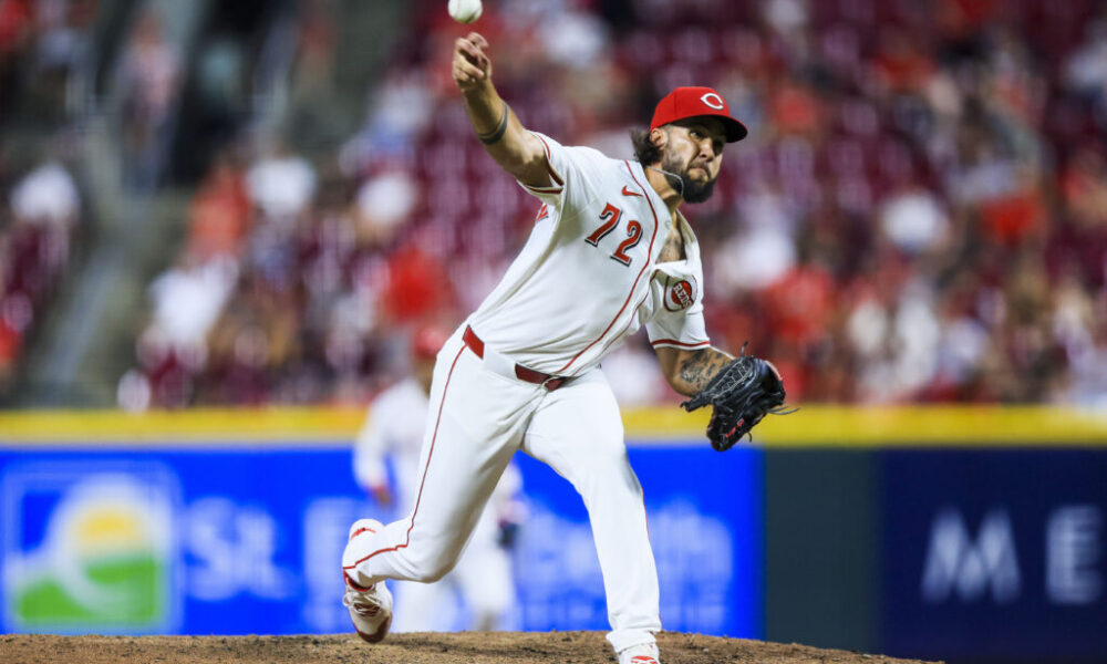 Reds Designate Lyon Richardson For Assignment