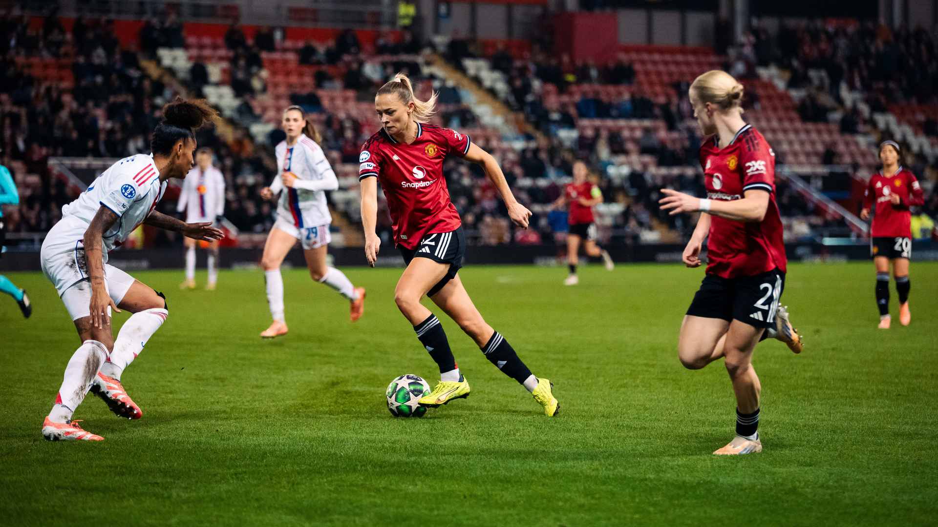 Talking points: OL Lyonnes defeat a learning curve