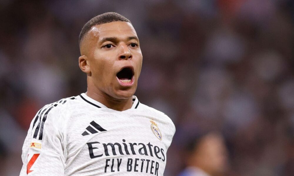 Mbappe stars in easy win