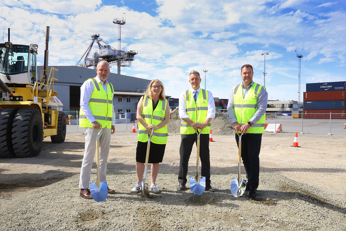 DP World invests $18m in Fremantle Port freight rail link