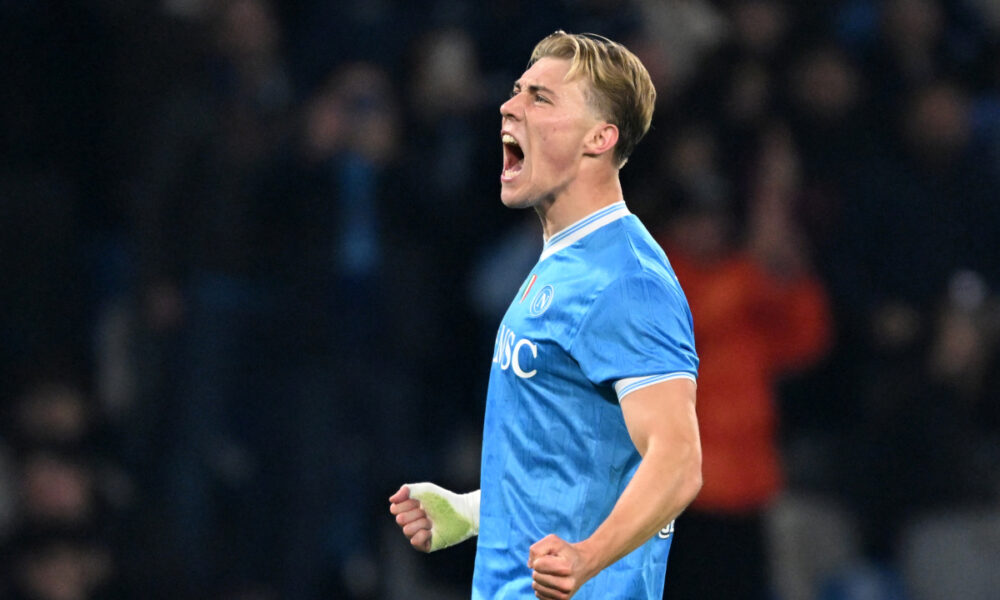 NAPLES, ITALY - DECEMBER 07: Rasmus Hojlund of SSC Napoli celebrates scoring his team