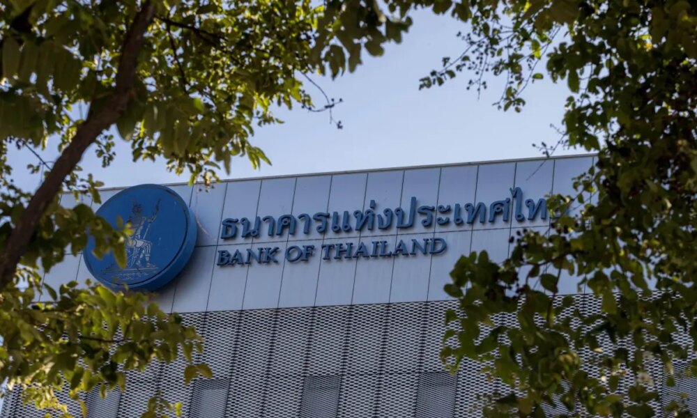 SCB EIC Anticipates Further Rate Cut in Early Next Year