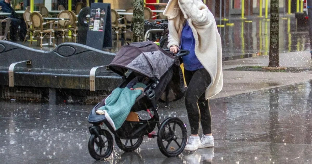 Deadly flood warnings with month of rain to fall in 24 hours | News UK