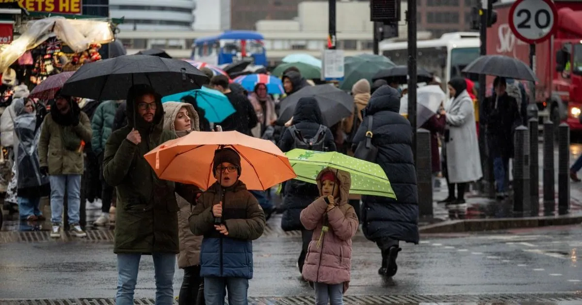 Britain to face deluge of rain with swollen rivers to burst their banks | News UK