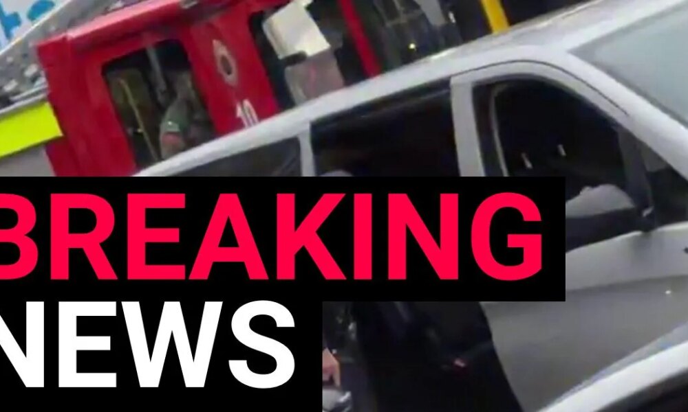 Heathrow Airport sees 'major disruption' with Express trains suspended | News UK