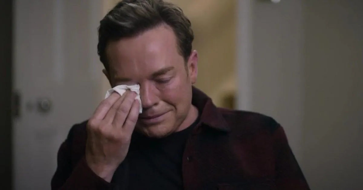 Stephen Mulhern breaks down in tears as he opens up about dad’s death
