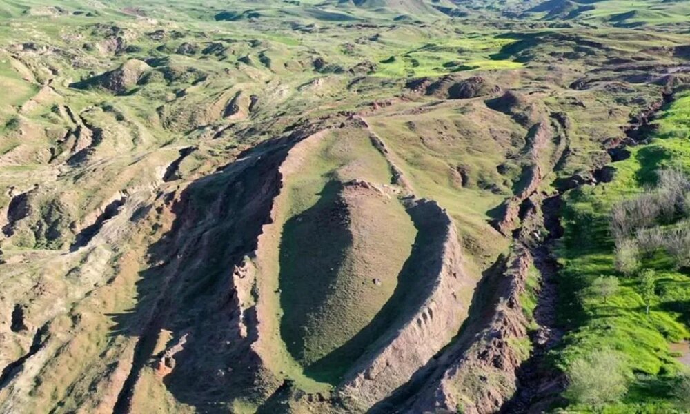 Could these pottery fragments prove the 'great flood' and Noah's Ark were real? | News World