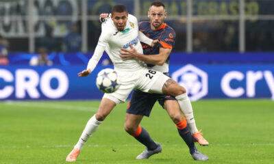 MILAN, ITALY - NOVEMBER 05: Edmilson of FC Kairat is put under pressure by Stefan de Vrij of Internazionale during the UEFA Champions League 2025/26 League Phase MD4 match between FC Internazionale Milano and FC Kairat Almaty at Stadio San Siro on November 05, 2025 in Milan, Italy. (Photo by Marco Luzzani/Getty Images)