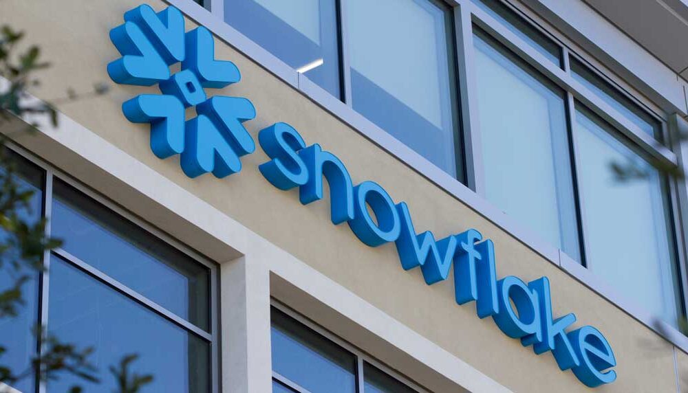 Snowflake Stock: Snowflake In Talks To Buy Observe Amid AI Acquisition Spree