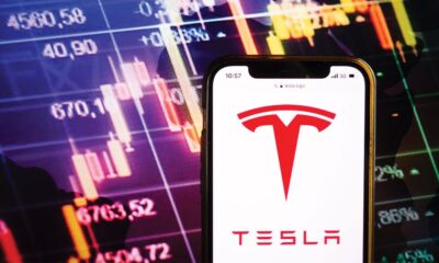 Tesla Stock Teases Early Entry Amid Bets Elon Musk Can Hit This Deadline