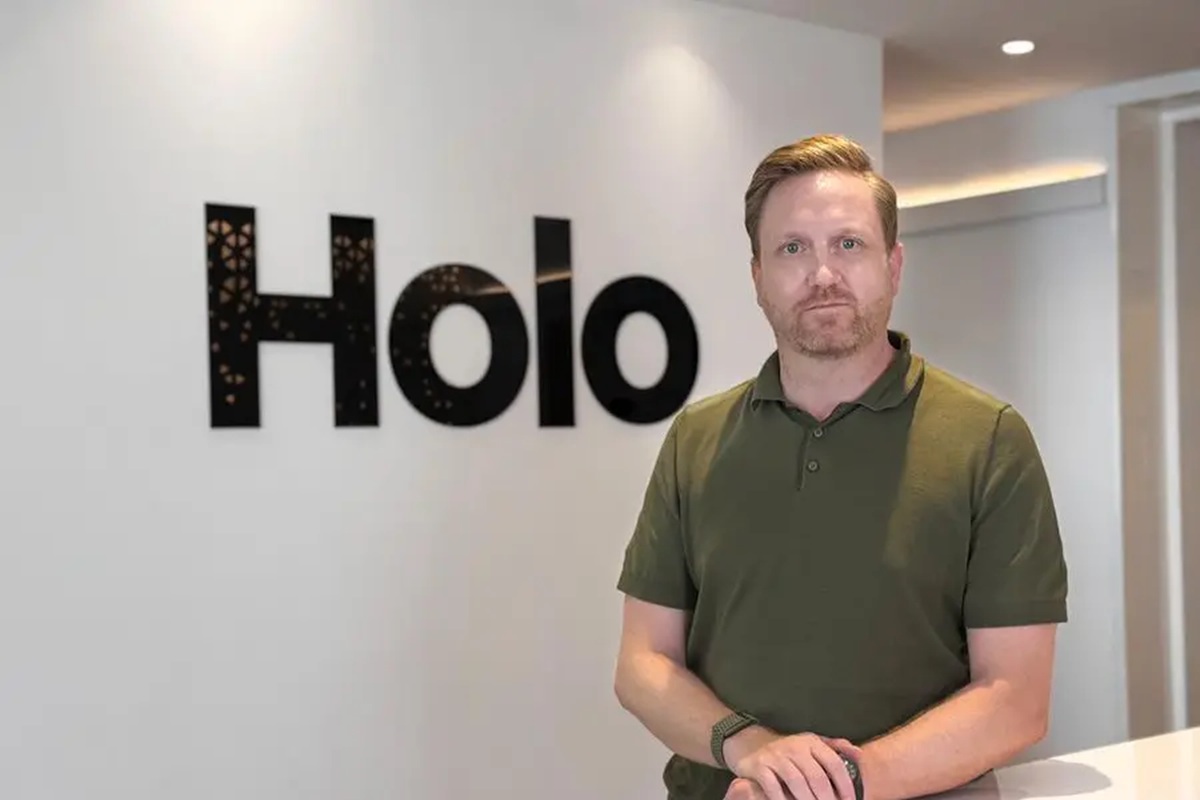 UAE mortgage AI Holo real estate