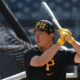 Pirates DFA Marco Luciano, Tsung-Che Cheng