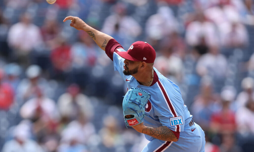 Jose Ruiz Signs With NPB's Yokohama BayStars