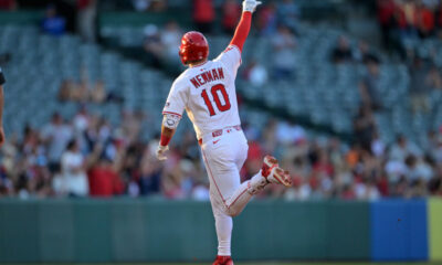 Royals Sign Kevin Newman, Jose Cuas