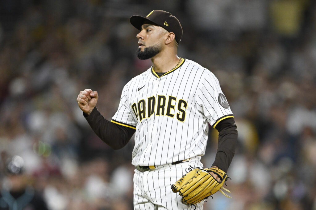 Dodgers Have Shown Interest In Robert Suarez