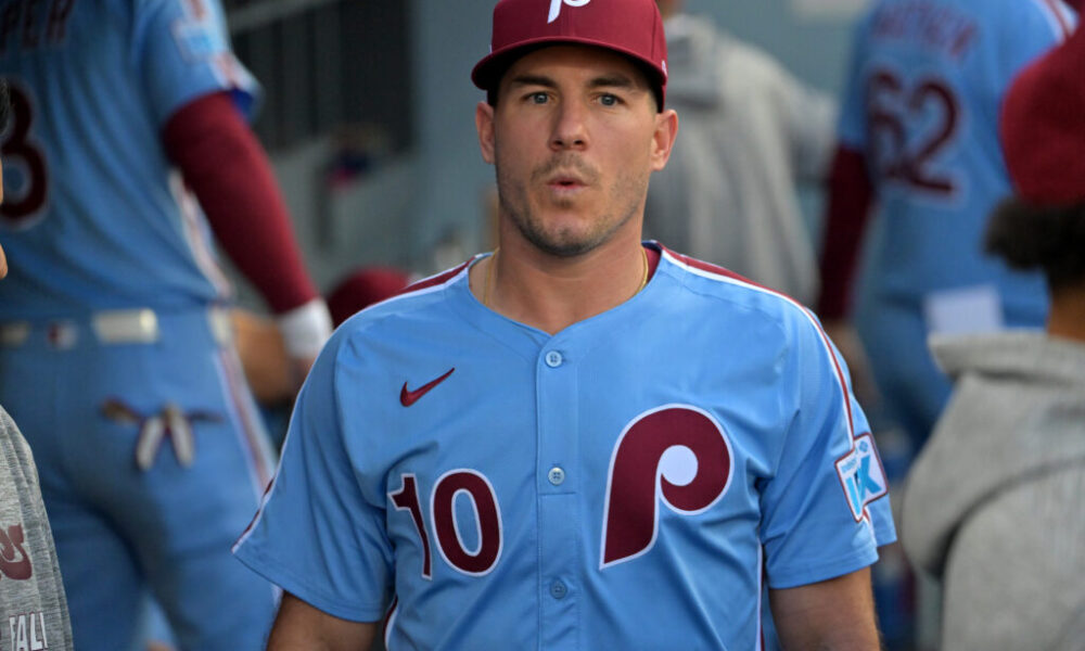 Phillies Evaluating Catching Trade Market