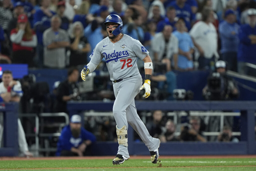 Dodgers To Re-Sign Miguel Rojas