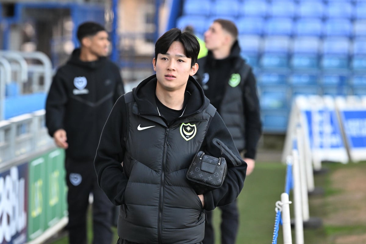 'Will not work. Has lost the plot' - Portsmouth fans react to latest starting XI for game against Blackburn Rovers