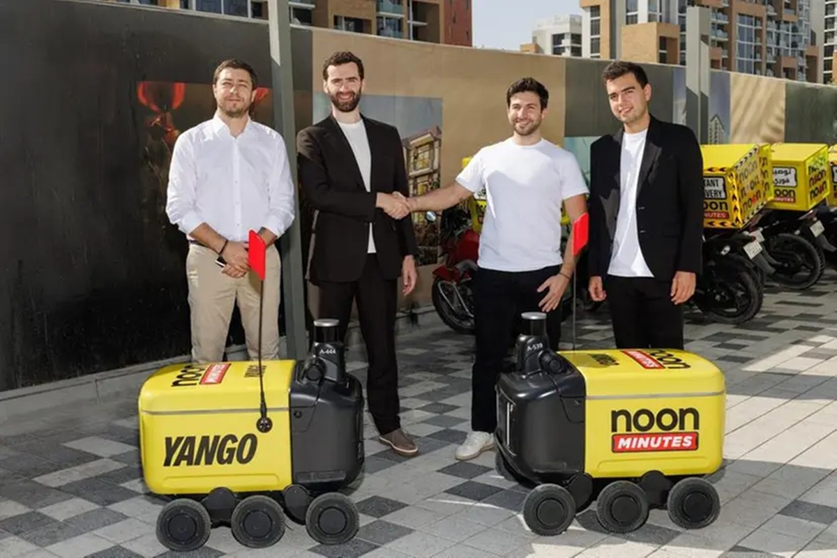 Yango noon Dubai robot deliveries
