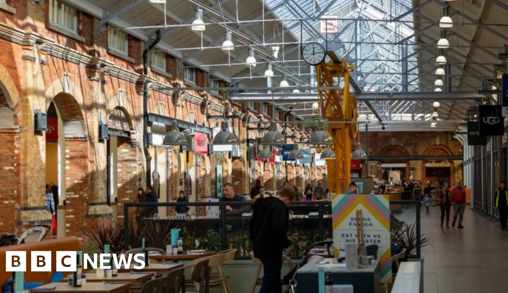 Frasers Group buys Swindon Designer Outlet shopping centre