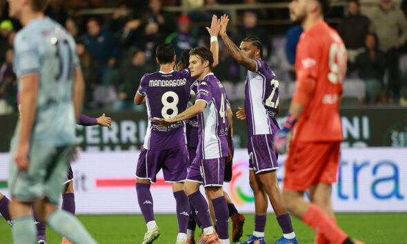 FLORENCE, ITALY - DECEMBER 21: Albert Gudmundsson of ACF Fiorentina celebrates after scoring a goal during the Serie A match between ACF Fiorentina and Udinese Calcio at Artemio Franchi on December 21, 2025 in Florence, Italy. (Photo by Gabriele Maltinti/Getty Images)