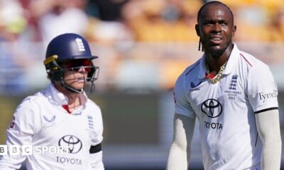 Jofra Archer looks on disappointed