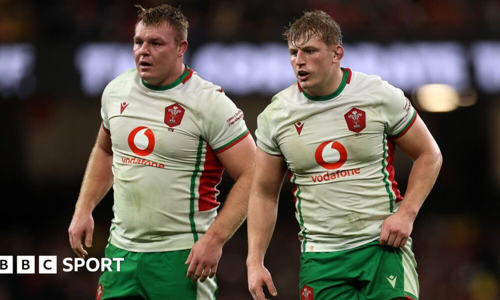 Dewi Lake (left) and Jac Morgan standing on the pitch at the Principality Stadium during Wales' Test match against South Africa in November 2024