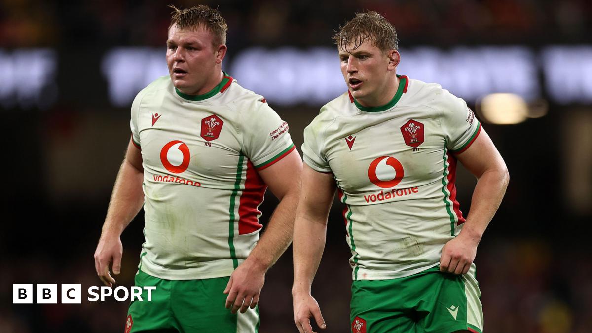 Dewi Lake (left) and Jac Morgan standing on the pitch at the Principality Stadium during Wales' Test match against South Africa in November 2024