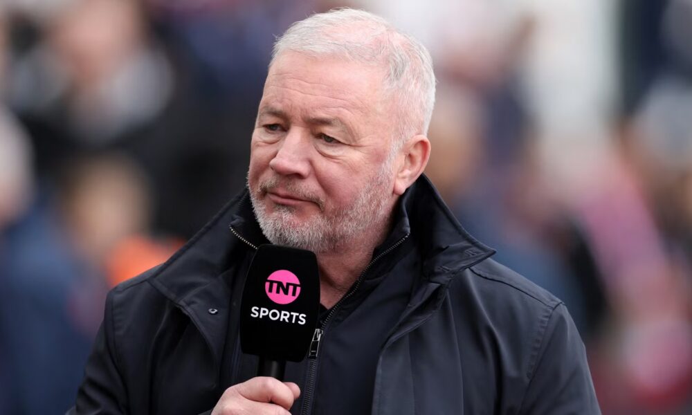 "Staggered at that" - McCoist says he spotted a huge referee mistake in Newcastle v Chelsea